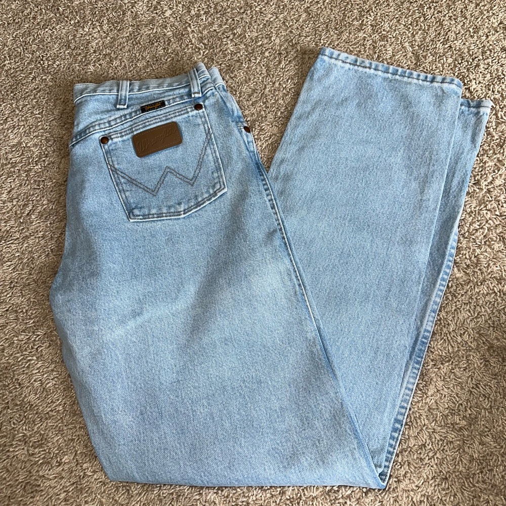 Wrangler Men's Light Blue Jeans
